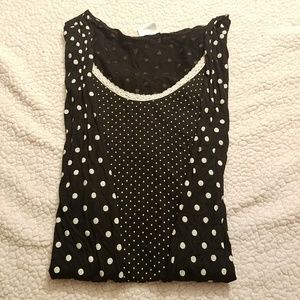 579 Poka dot top